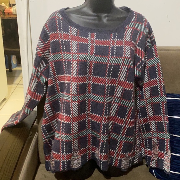 sweater size xs and s in excellent condition - Picture 7 of 8